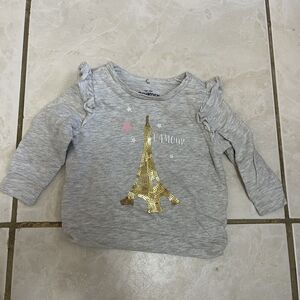 1240. OshKosh Size 6 Months